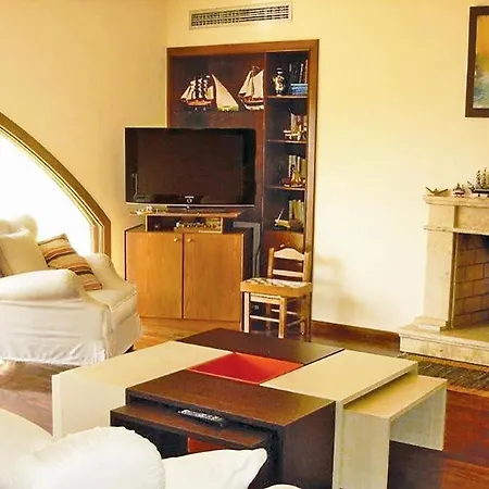 Holiday home 5 Bedroom Cozy Home In Plativola Ag,G,Rethym *